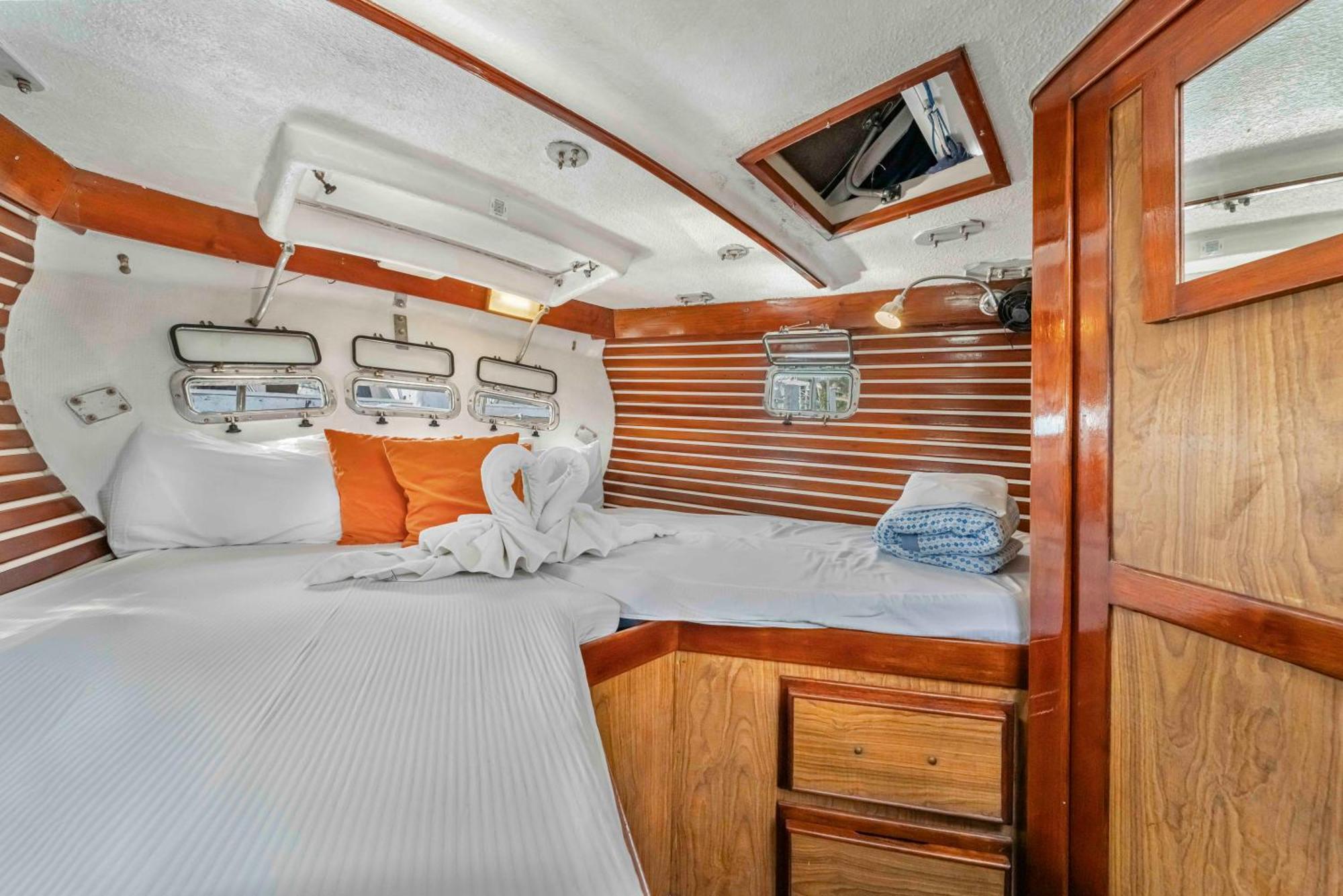 Hotel en barco An Island Of Your Own - Your Private Sailboat, The Elegance Isla Mujeres