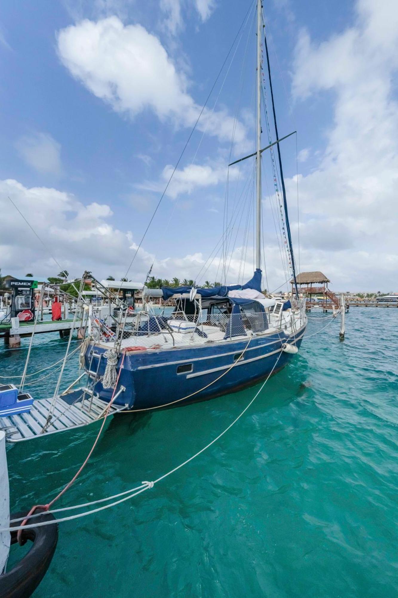 Hotel en barco An Island Of Your Own - Your Private Sailboat, The Elegance Isla Mujeres