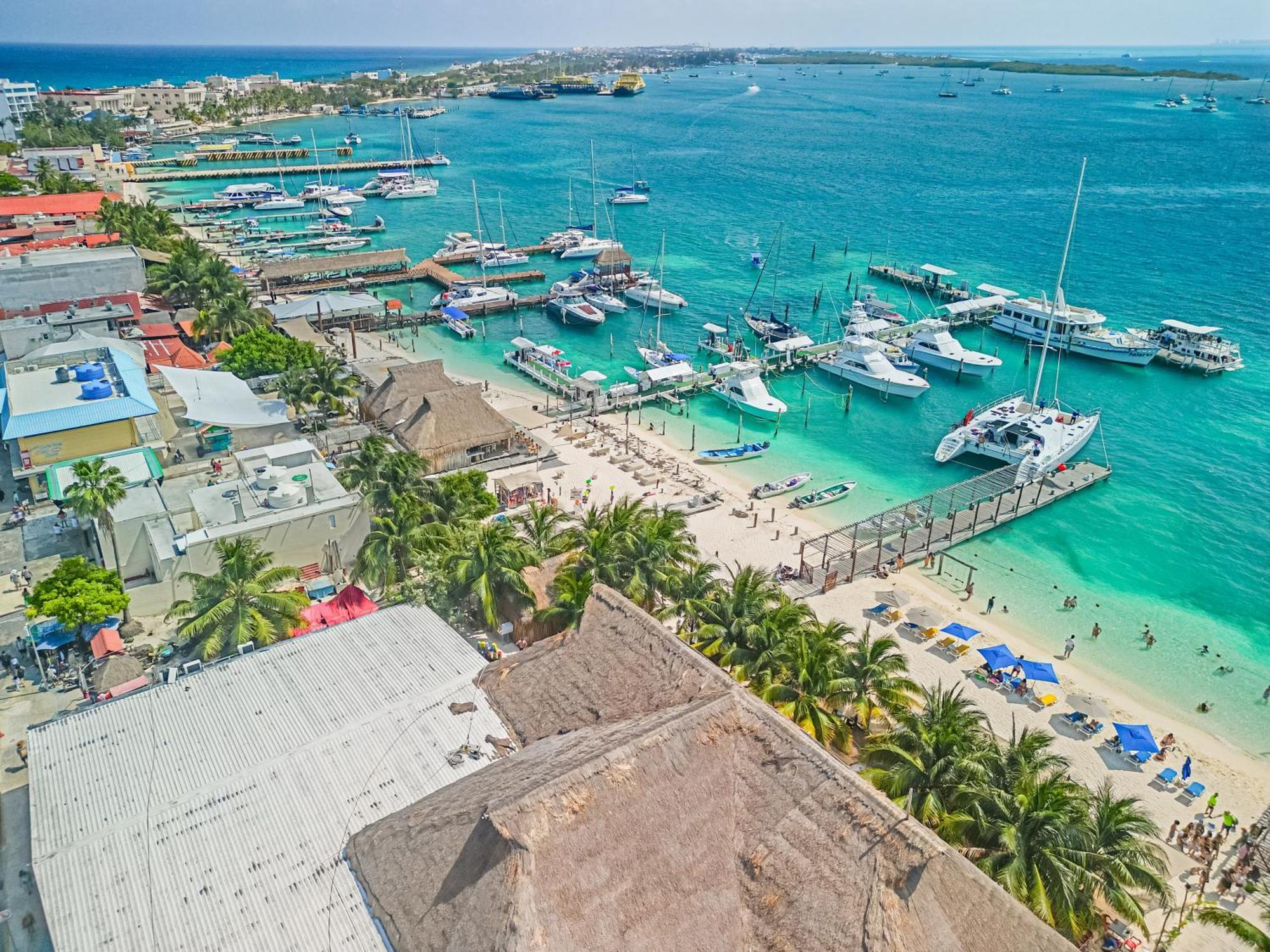 Hotel en barco An Island Of Your Own - Your Private Sailboat, The Elegance *